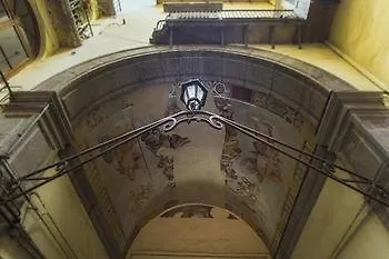 Residenza Principe Di Carafa Гостевой дом Неаполь