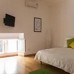 Pensión Residenza Principe Di Carafa 3*