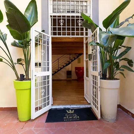 Residenza Principe Di Carafa 3* Nápoles